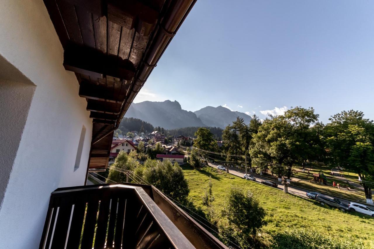 Suru Hotel & Restaurant Buşteni Exterior foto